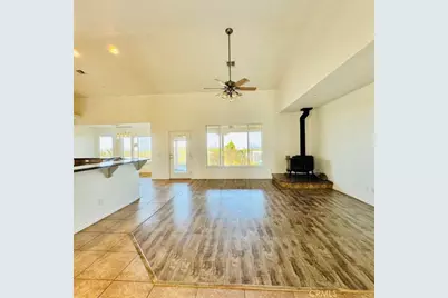 7438 Woodcliff, Phelan, CA 92371 - Photo 4