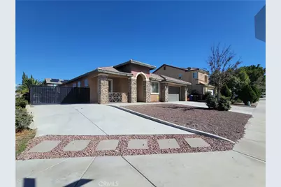 15077 Escalante Court, Victorville, CA 92394 - Photo 2