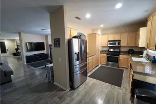 15077 Escalante Ct, Victorville, CA 92394 - Photo 18