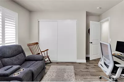 8041 Kingston, Hesperia, CA 92345 - Photo 38