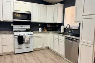 12839 Running Deer Rd, Apple Valley, CA 92308 - Photo 2