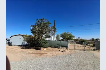 12037 Cordero, Victorville, CA 92392 - Photo 4