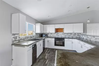 3788 Olivera, Phelan, CA 92371 - Photo 16