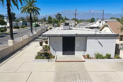 703 E E, Ontario, CA 91764 - Photo 18