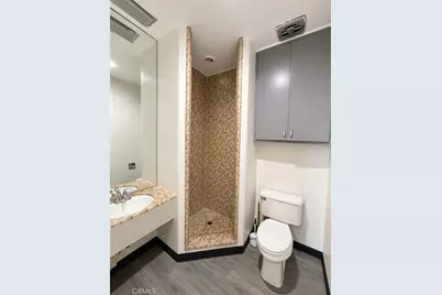 703 E E, Ontario, CA 91764 - Photo 10