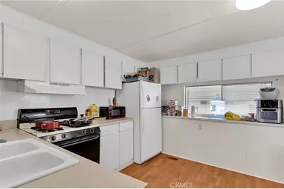 21922 Ottawa Space #18, Apple Valley, CA 92308 - Photo 12