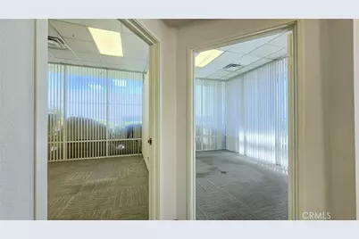 12441 Hesperia #A-7, Victorville, CA 92395 - Photo 8