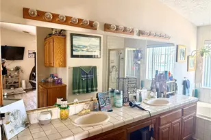 26408 Catamaran Ln, Helendale, CA 92342 - Photo 18