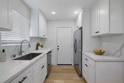 2924 W McFadden, Santa Ana, CA 92704 - Photo 14