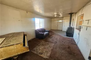 30423 Desert View, Lucerne Valley, CA 92356 - Photo 4