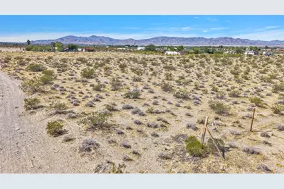 35926 Harvest Moon, Lucerne Valley, CA 92356 - Photo 4