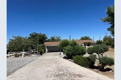 3874 Elsinore Rd, Phelan, CA 92371 - Photo 1