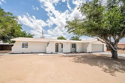 13913 Cronese Road, Apple Valley, CA 92307 - Photo 2