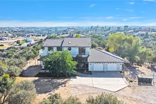 10639 Fargo St, Oak Hills, CA 92344 - Photo 2