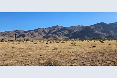 800 Hwy 18, Apple Valley, CA 92308 - Photo 1