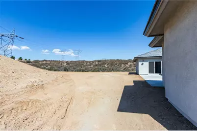 6848 Braceo Street, Oak Hills, CA 92344 - Photo 46
