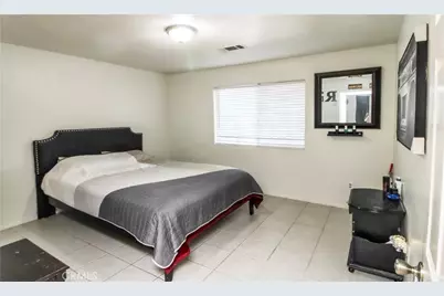 8979 Appleton, Victorville, CA 92392 - Photo 14