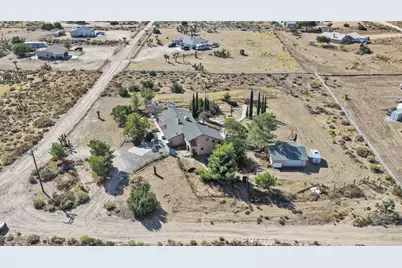 3789 Hollister, Phelan, CA 92371 - Photo 66