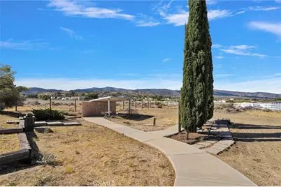 3789 Hollister, Phelan, CA 92371 - Photo 54