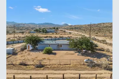 9310 Bellview, Apple Valley, CA 92308 - Photo 6