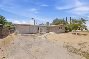 9390 3rd Ave, Hesperia, CA 92345 - Photo 1