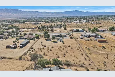 18494 Mojave, Hesperia, CA 92345 - Photo 54