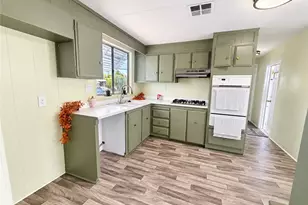 20683 Waalew Rd, Apple Valley, CA 92307 - Photo 2