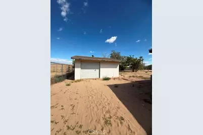 18250 Delicious Street, Adelanto, CA 92301 - Photo 14
