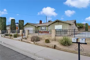 1130 Oasis Dr, Barstow, CA 92311 - Photo 2