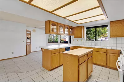 14210 Gayhead Road, Apple Valley, CA 92307 - Photo 20