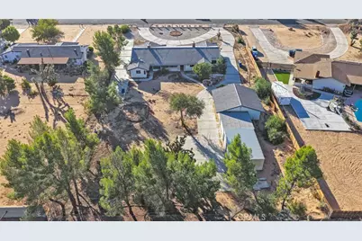 14210 Gayhead Road, Apple Valley, CA 92307 - Photo 46