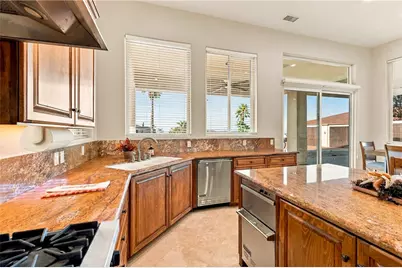 12128 Whitehaven, Oak Hills, CA 92344 - Photo 20
