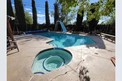 15645 Avion Lane, Victorville, CA 92394 - Photo 6
