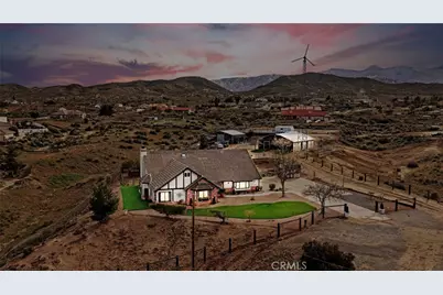 5205 Snow Line, Phelan, CA 92371 - Photo 2