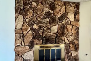 13839 Burning Tree Dr, Victorville, CA 92395 - Photo 24