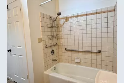 19225 Elm Drive, Apple Valley, CA 92308 - Photo 16