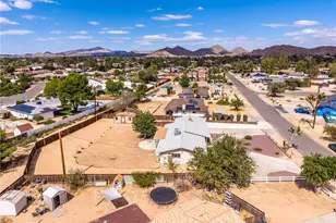14204 Crow Rd, Apple Valley, CA 92307 - Photo 38