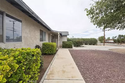 17969 Yucca, Hesperia, CA 92345 - Photo 2