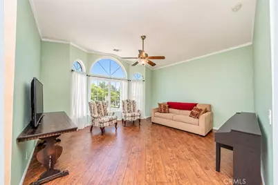 9030 Verbena Road, Oak Hills, CA 92344 - Photo 6