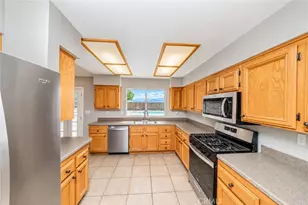 16213 Lake Shore, Apple Valley, CA 92307 - Photo 10