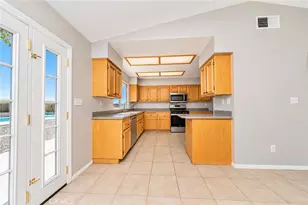 16213 Lake Shore, Apple Valley, CA 92307 - Photo 12