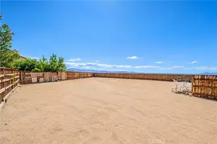 16213 Lake Shore, Apple Valley, CA 92307 - Photo 38