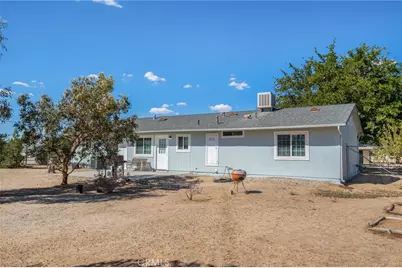 20993 Geronimo Road, Apple Valley, CA 92308 - Photo 32