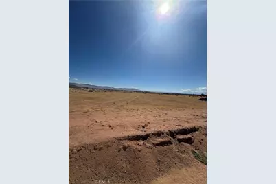 23525 Standing Rock, Apple Valley, CA 92307 - Photo 2