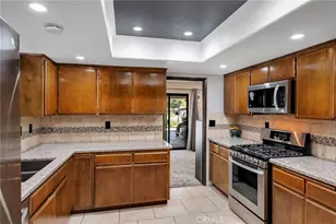 12950 Rolling Ridge Dr, Victorville, CA 92395 - Photo 16