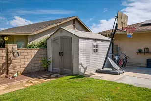 12950 Rolling Ridge Dr, Victorville, CA 92395 - Photo 34