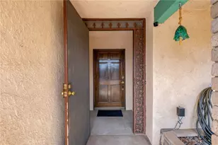 12950 Rolling Ridge Dr, Victorville, CA 92395 - Photo 8