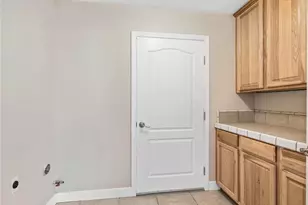 9230 Allegra Vista St, Apple Valley, CA 92308 - Photo 14