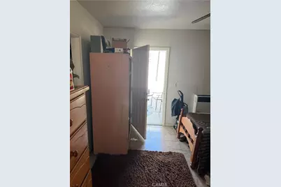 426 E 83rd, Los Angeles, CA 90003 - Photo 32