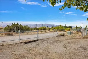 3386 Acacia, Phelan, CA 92371 - Photo 6